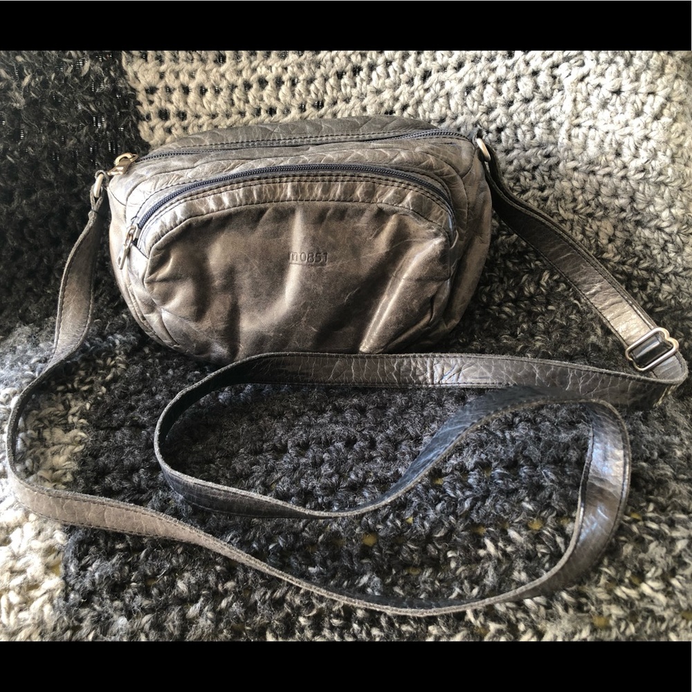 m0851 - Blue Grey Leather Compact Crossbody